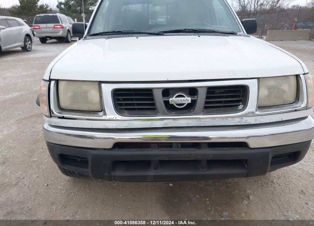 2000 NISSAN FRONTIER SE-V6/XE-V6 VIN: 1N6ED27T1YC351822