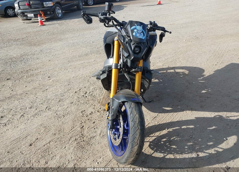 2023 YAMAHA MT09 DC VIN: JYARN72Y9PA000633