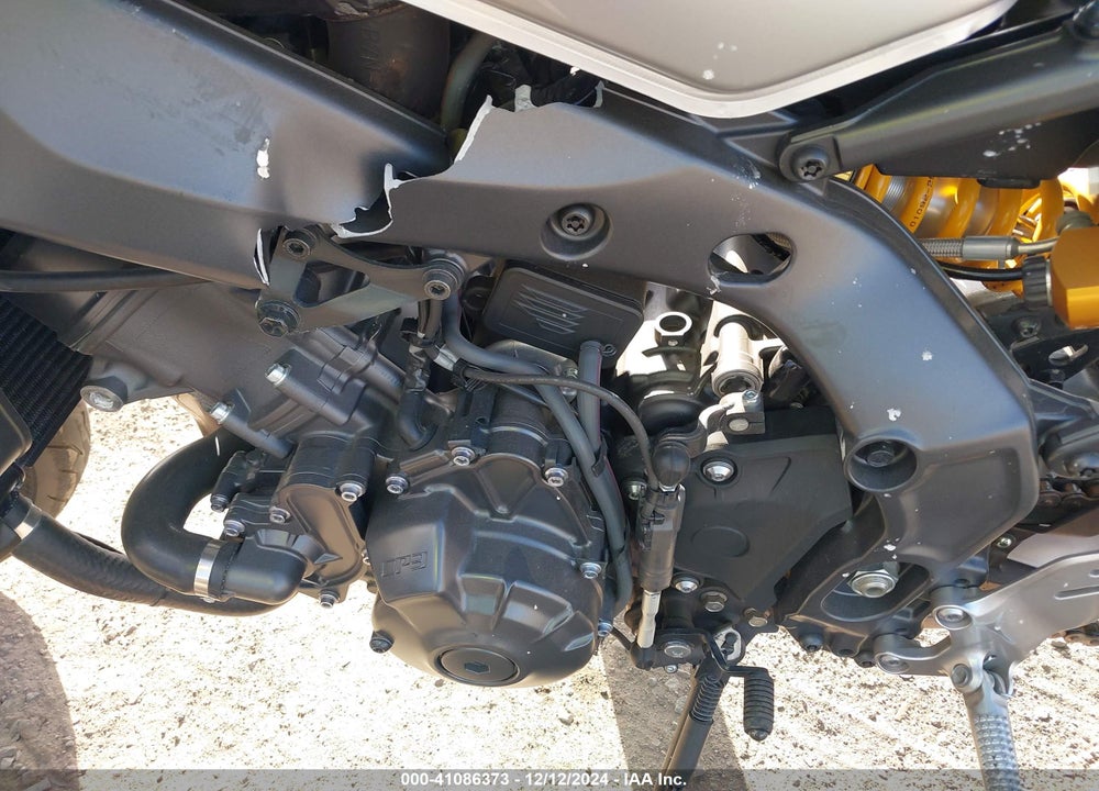 2023 YAMAHA MT09 DC VIN: JYARN72Y9PA000633
