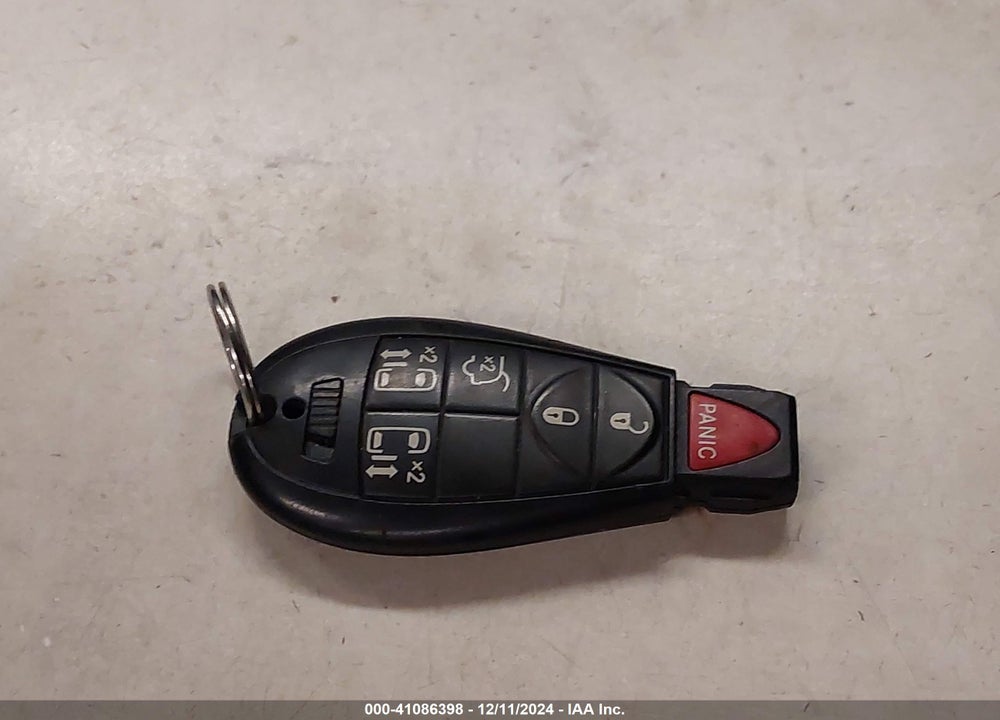 2013 CHRYSLER TOWN & COUNTRY TOURING VIN: 2C4RC1BG1DR558854