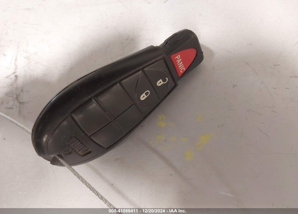 2013 DODGE GRAND CARAVAN SXT VIN: 2C4RDGCG8DR520293