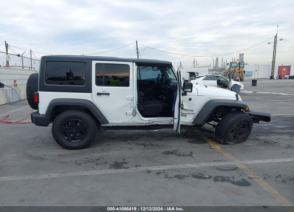 2017 JEEP WRANGLER UNLIMITED SPORT 4X4 VIN: 1C4BJWDG3HL710505