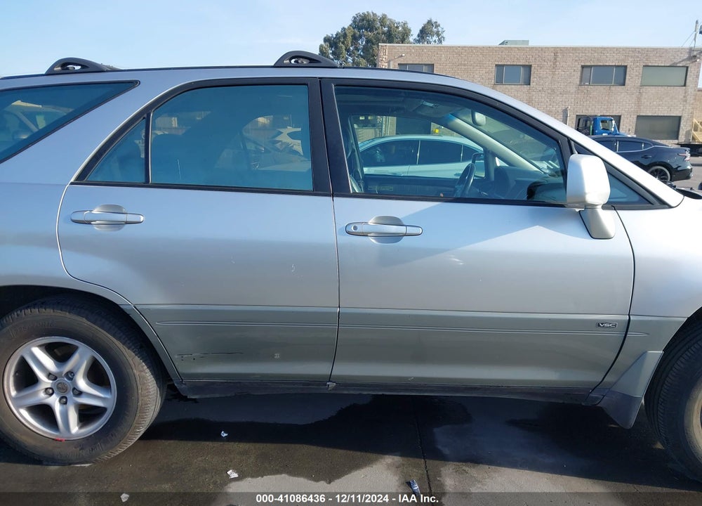 2001 LEXUS RX 300 VIN: JTJGF10U510117772