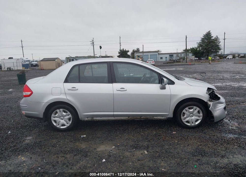 2011 NISSAN VERSA VIN: 3N1BC1AP0BL424675