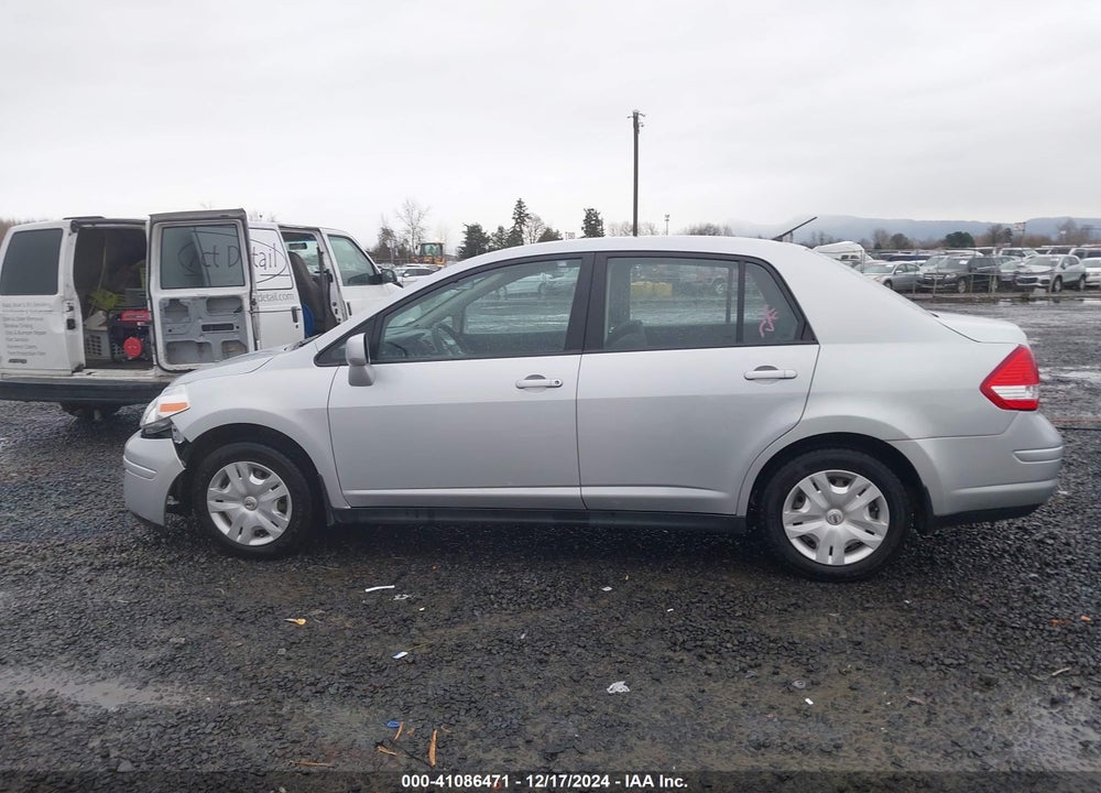 2011 NISSAN VERSA VIN: 3N1BC1AP0BL424675