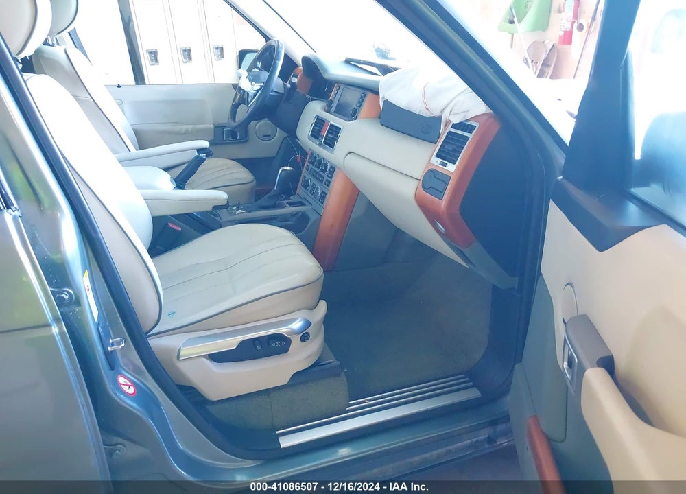 2006 LAND ROVER RANGE ROVER HSE VIN: SALME15456A212179