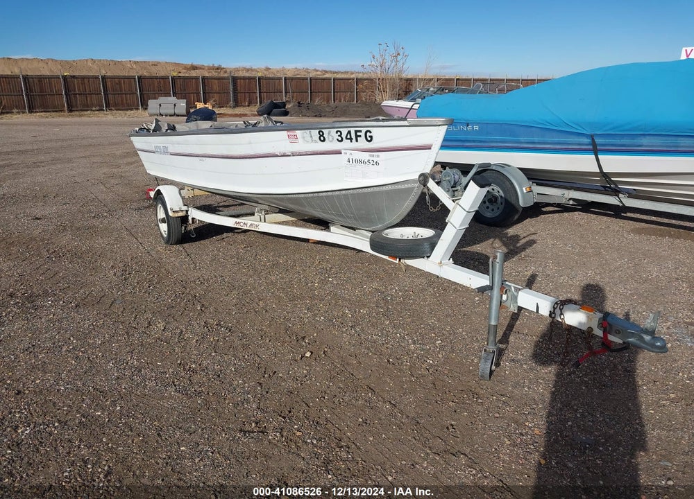 1994 MONARK 14FT JON BOAT VIN: SB03BGJ3940000000