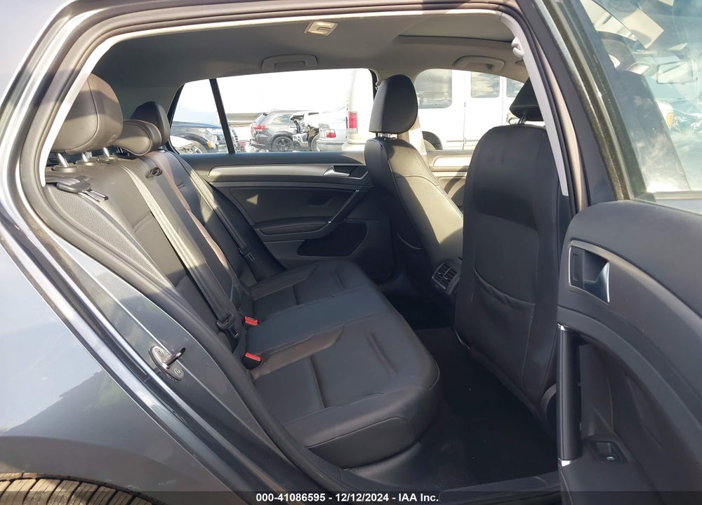 2015 VOLKSWAGEN GOLF TSI SE 4-DOOR VIN: 3VW217AU7FM004808