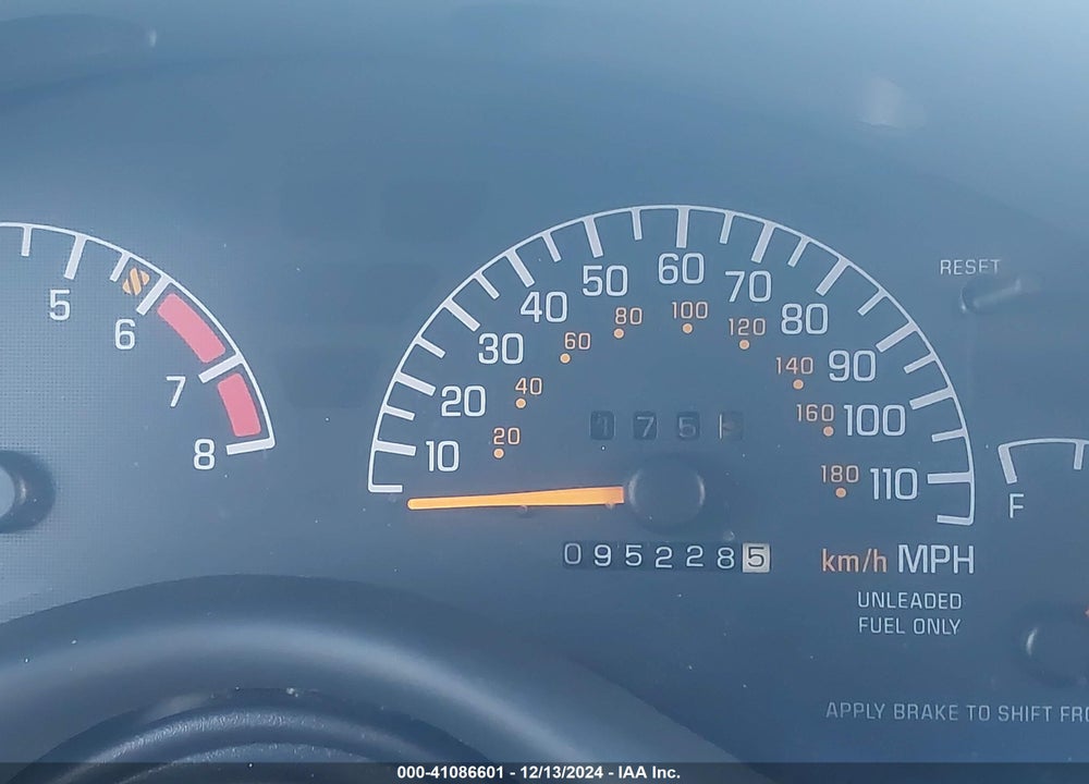 1996 PONTIAC GRAND PRIX SE VIN: 1G2WJ52M3TF221800