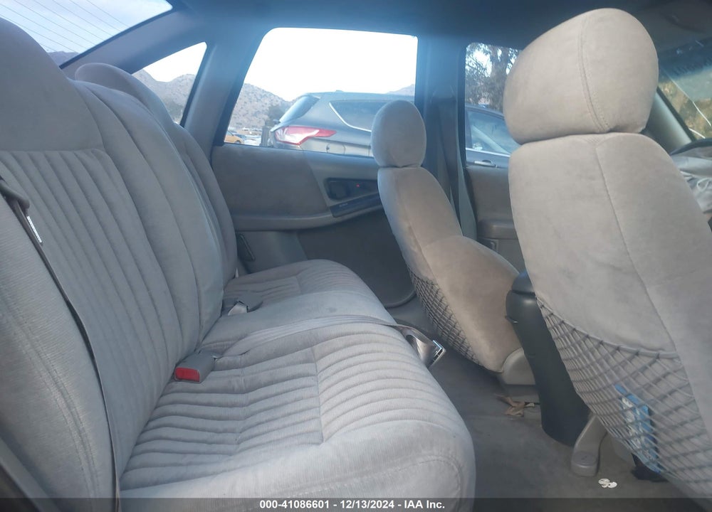 1996 PONTIAC GRAND PRIX SE VIN: 1G2WJ52M3TF221800