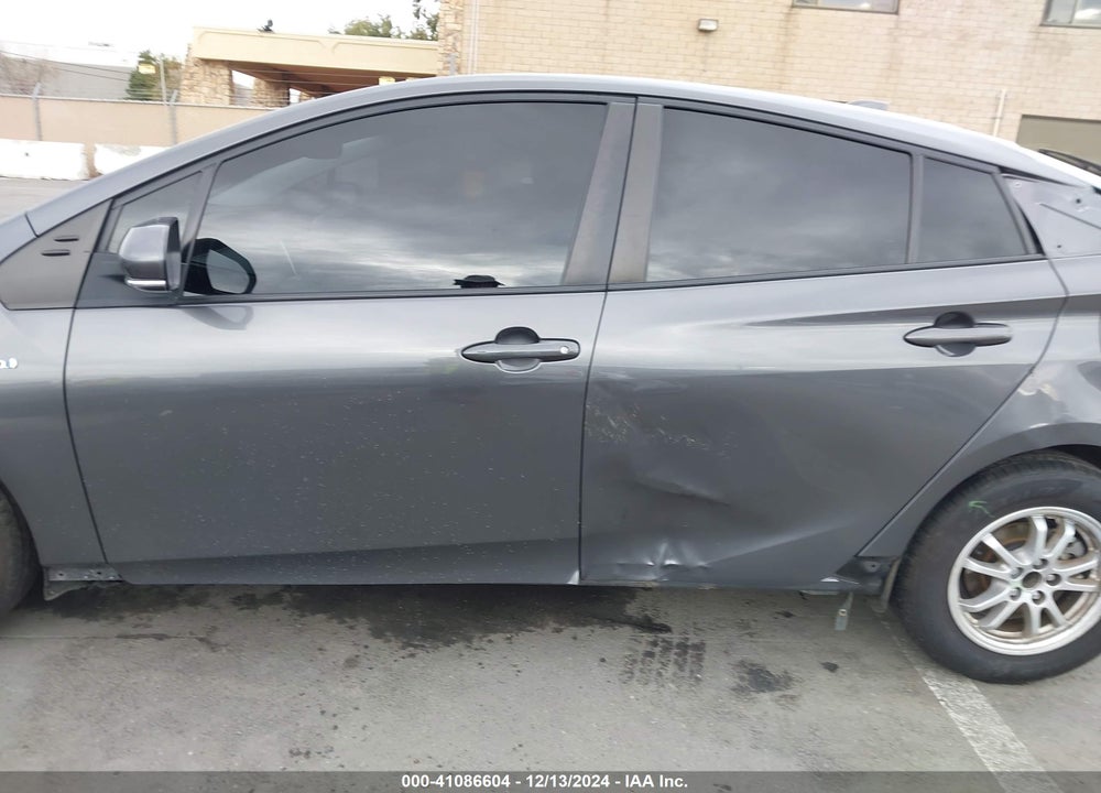 2022 TOYOTA PRIUS LE VIN: JTDKAMFU6N3154757