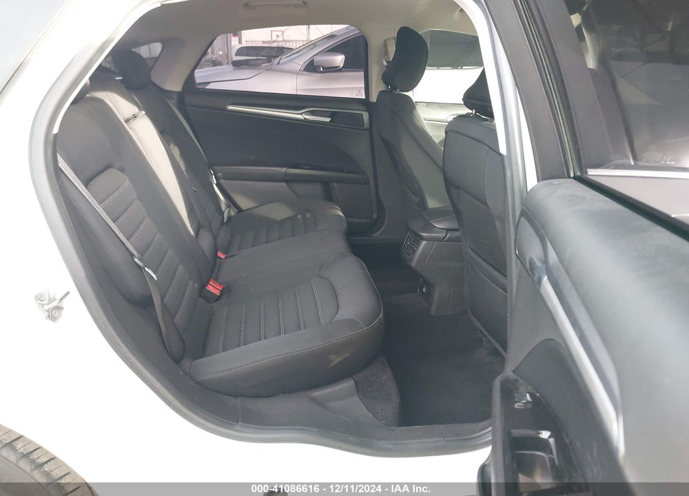 2015 FORD FUSION SE VIN: 3FA6P0H73FR306843