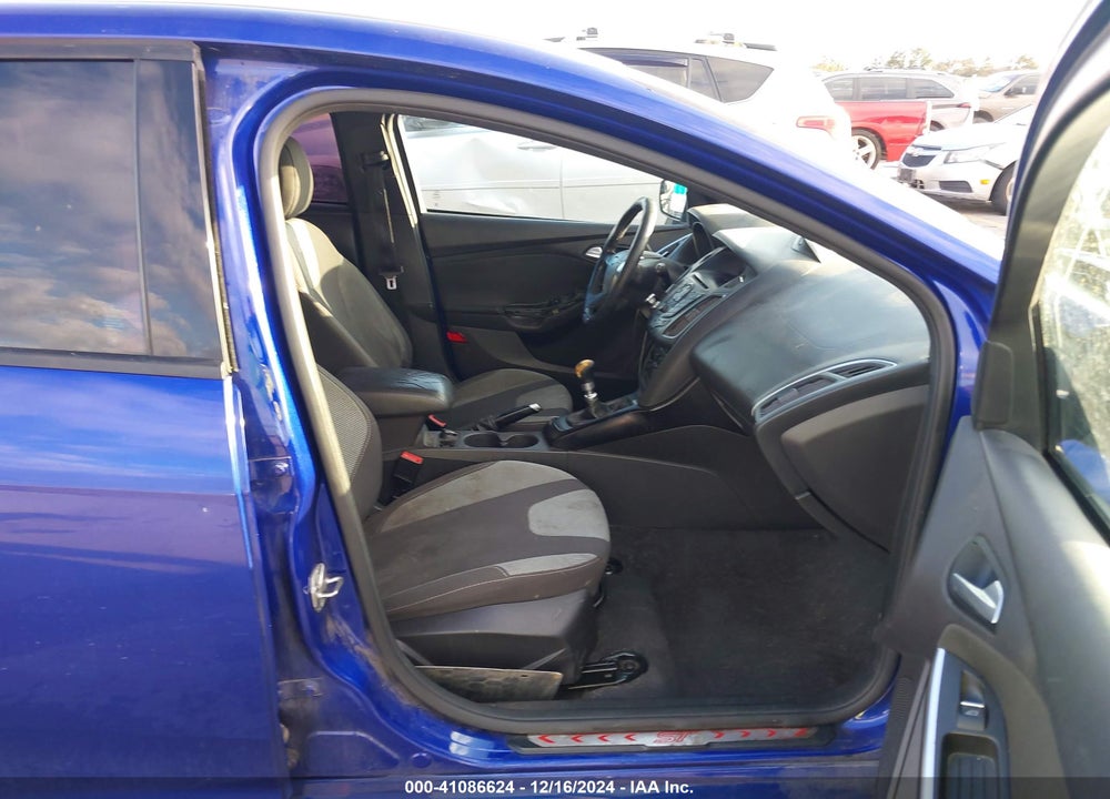 2014 FORD FOCUS ST VIN: 1FADP3L92EL310994