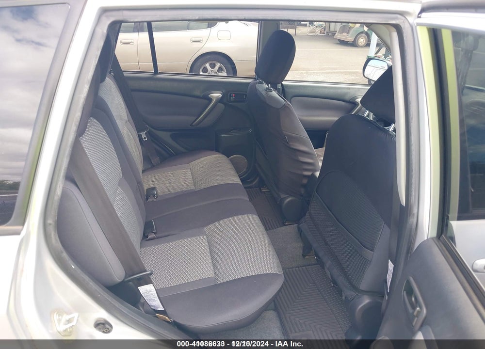 2005 TOYOTA RAV4 VIN: JTEGD20VX50047159