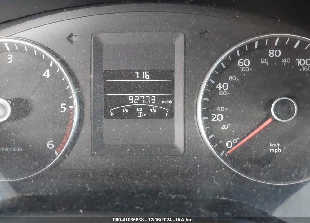 2012 VOLKSWAGEN JETTA 2.0L TDI VIN: 3VWLL7AJ2CM317037