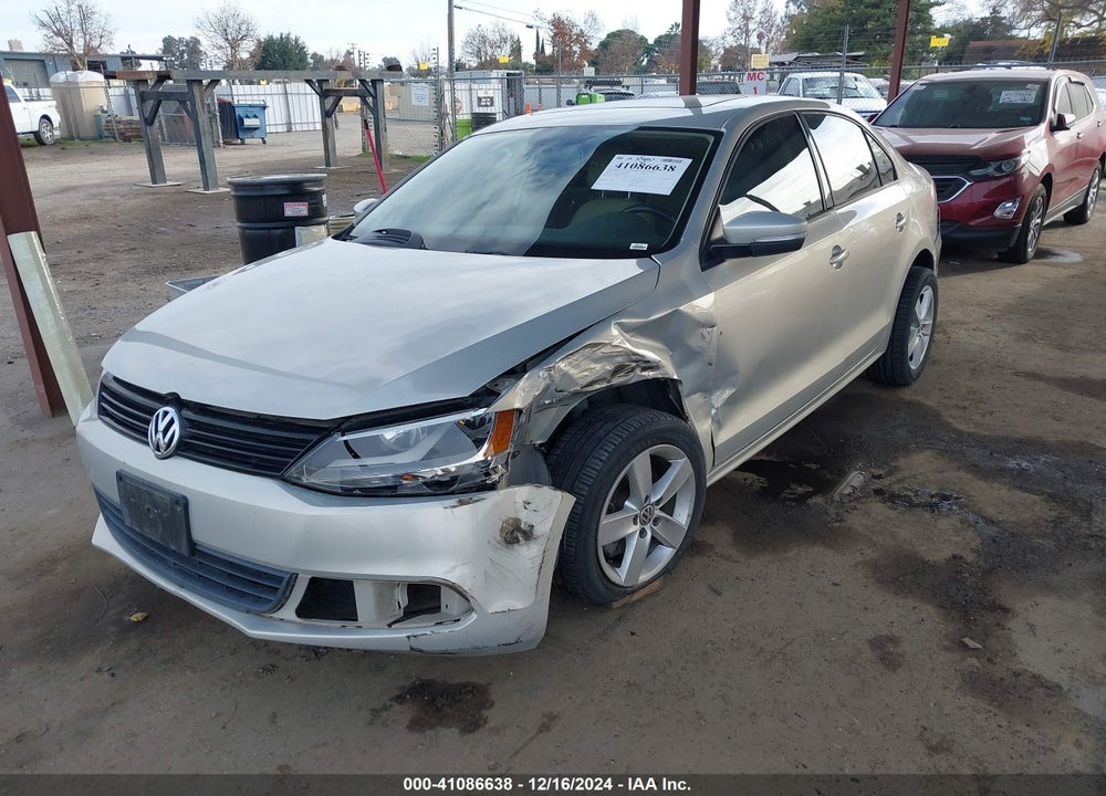 2012 VOLKSWAGEN JETTA 2.0L TDI VIN: 3VWLL7AJ2CM317037