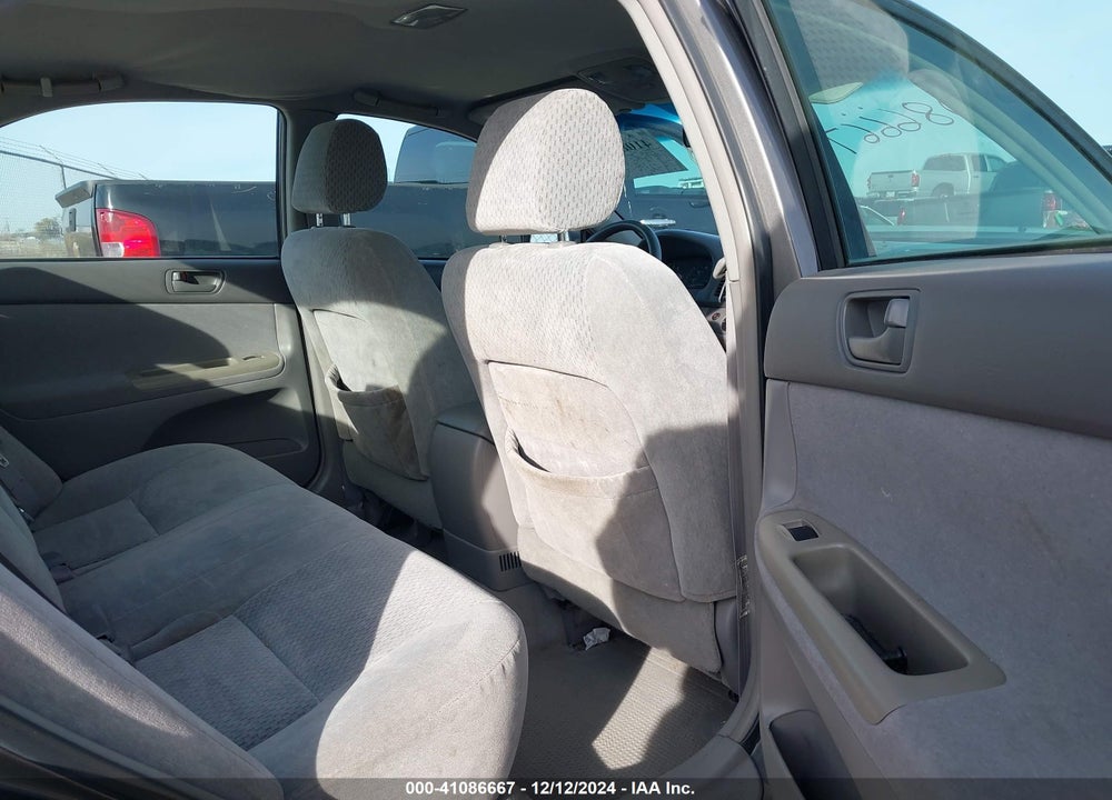 2004 TOYOTA CAMRY LE VIN: 4T1BE32K94U850164
