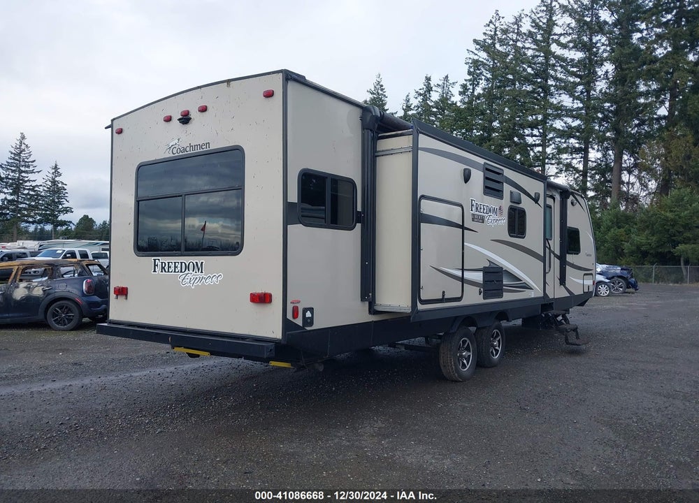 2017 COACHMEN FREEDOM 322 RLDS VIN: 5ZT2FEXB3HA024213