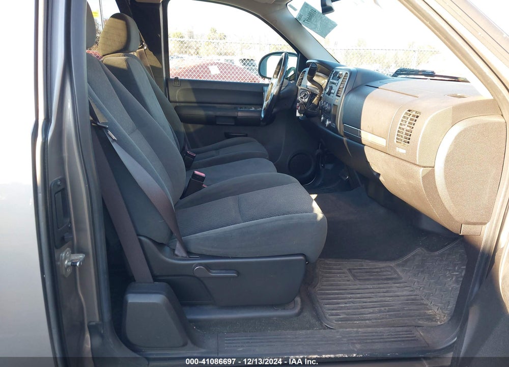 2008 CHEVROLET SILVERADO 1500 LT1 VIN: 2GCEK19C181221478