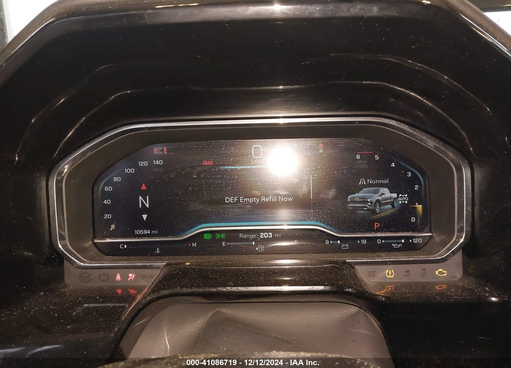 2024 CHEVROLET SILVERADO 1500 4WD STANDARD BED LT VIN: 1GCUDDE82RZ347740