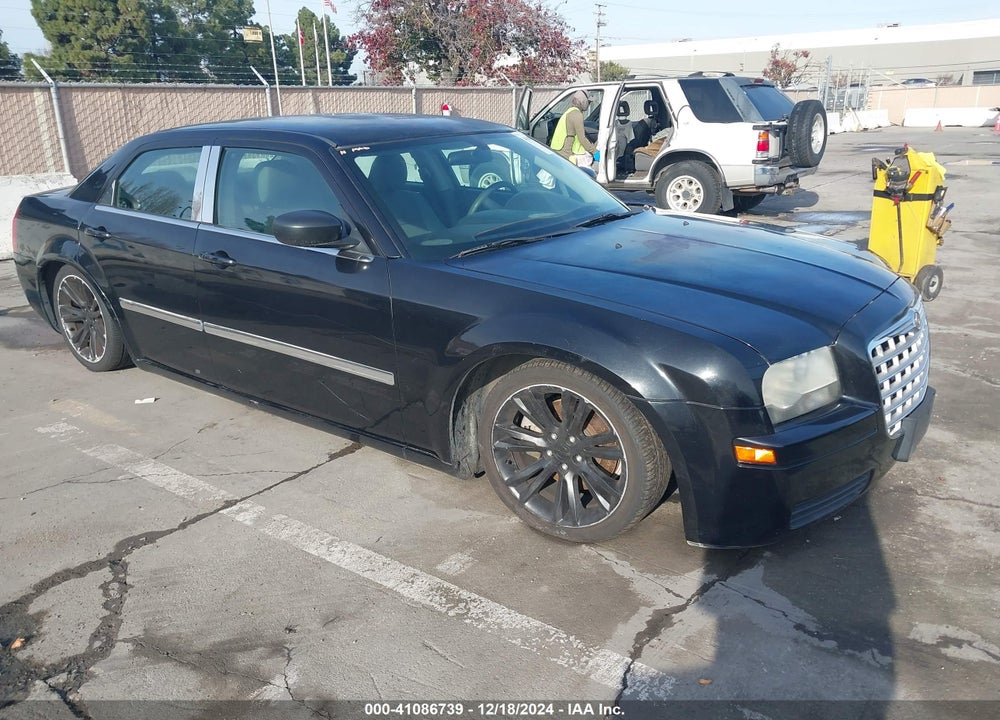 2005 CHRYSLER 300 VIN: 2C3JA43R35H690935