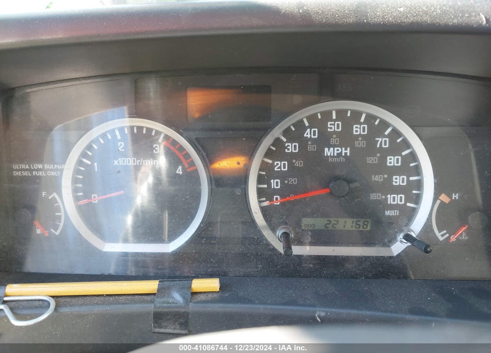 2013 ISUZU DSL REG VIN: JALE5W16XD7901112
