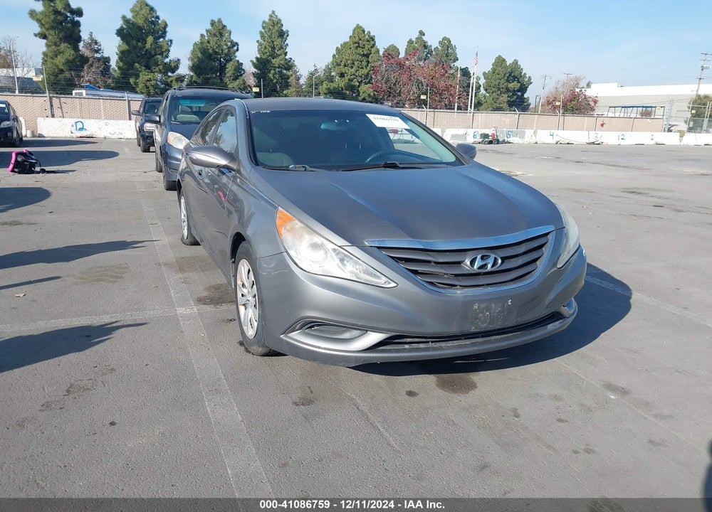 2013 HYUNDAI SONATA GLS VIN: 5NPEB4AC0DH530428