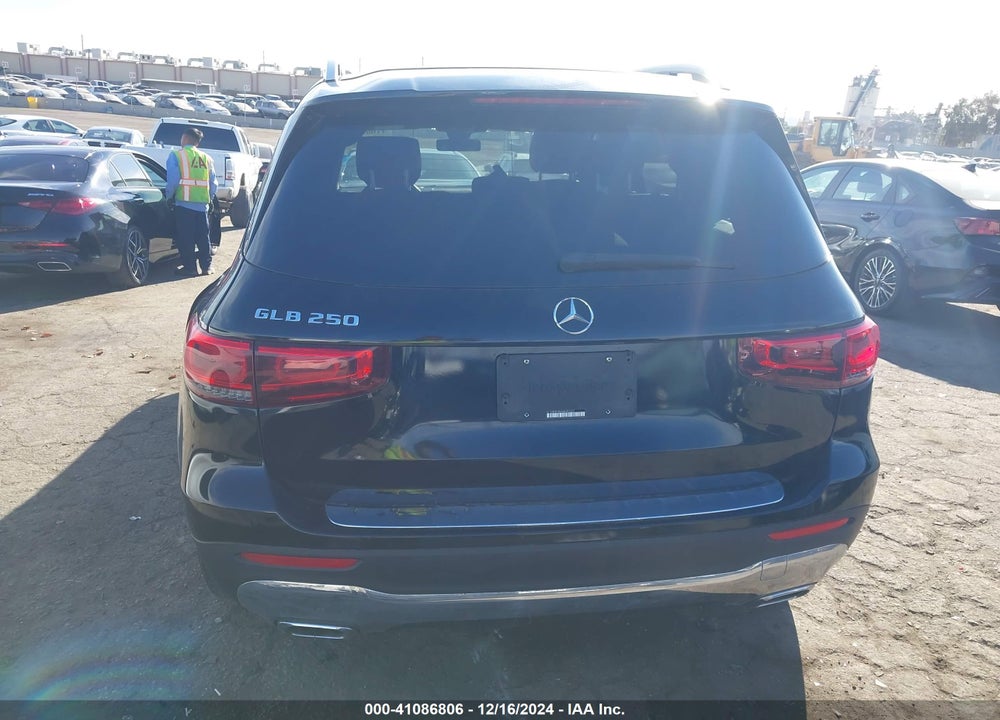 2021 MERCEDES-BENZ GLB 250 VIN: W1N4M4GB4MW083223