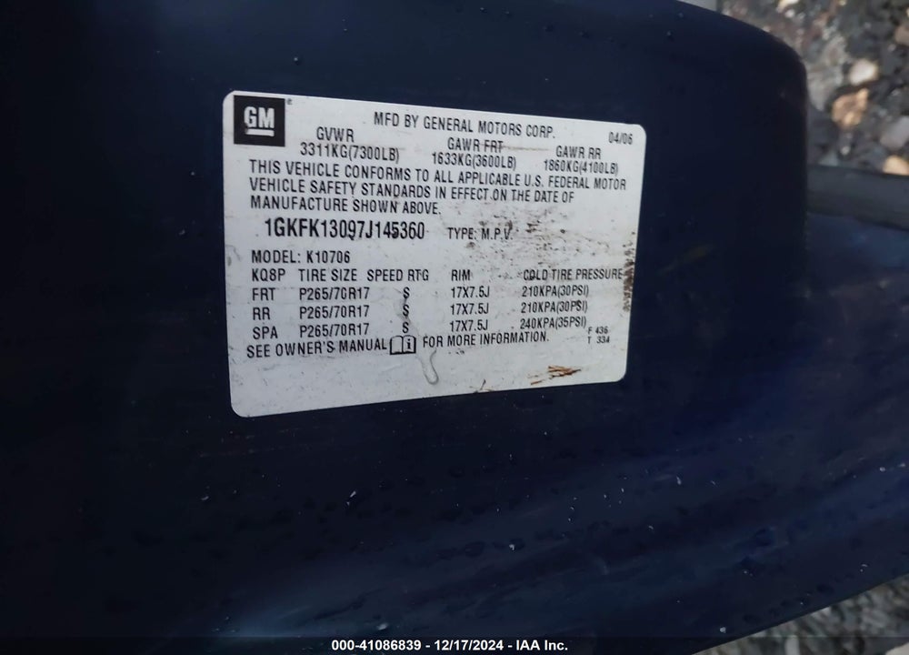 2007 GMC YUKON SLE VIN: 1GKFK13097J145360