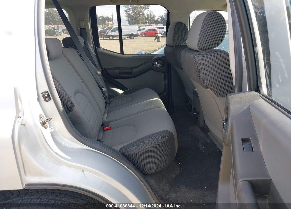 2005 NISSAN XTERRA S VIN: 5N1AN08U85C613028