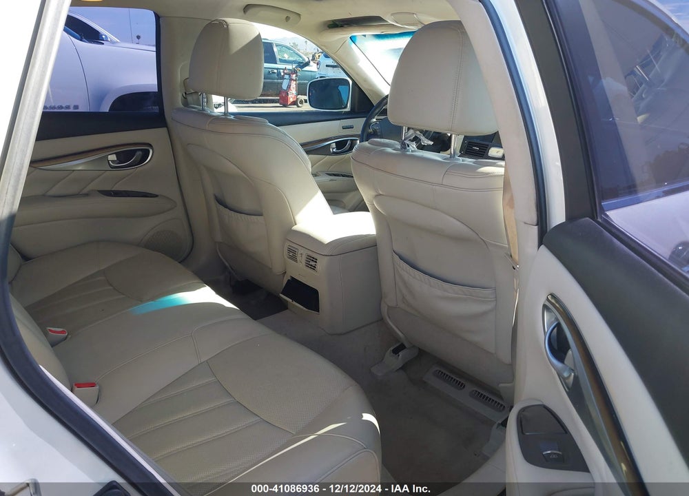 2011 INFINITI M37 VIN: JN1BY1AP5BM322196