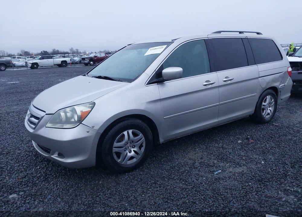 2005 HONDA ODYSSEY EX VIN: 5FNRL38435B002373