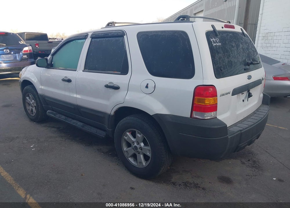 2005 FORD ESCAPE XLT VIN: 1FMCU93195DA05168