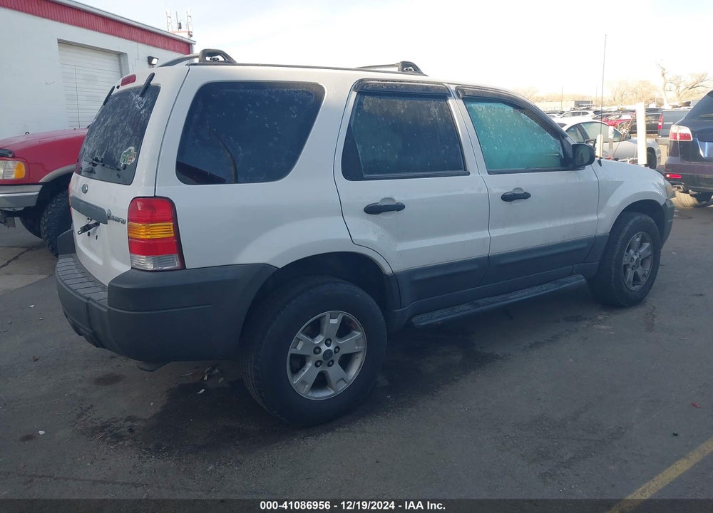 2005 FORD ESCAPE XLT VIN: 1FMCU93195DA05168
