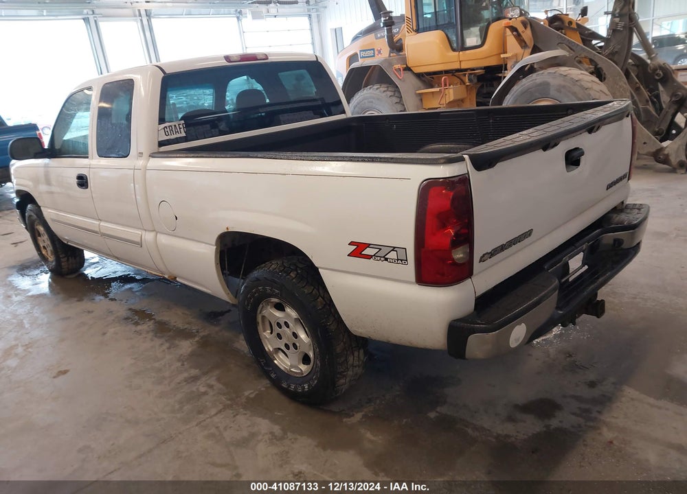 2003 CHEVROLET SILVERADO 1500 LS VIN: 1GCEK19T73E191992