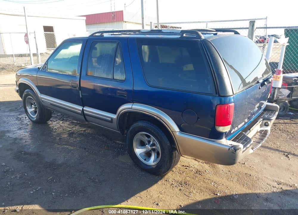 2000 CHEVROLET BLAZER LT VIN: 1GNCS13W8Y2364767