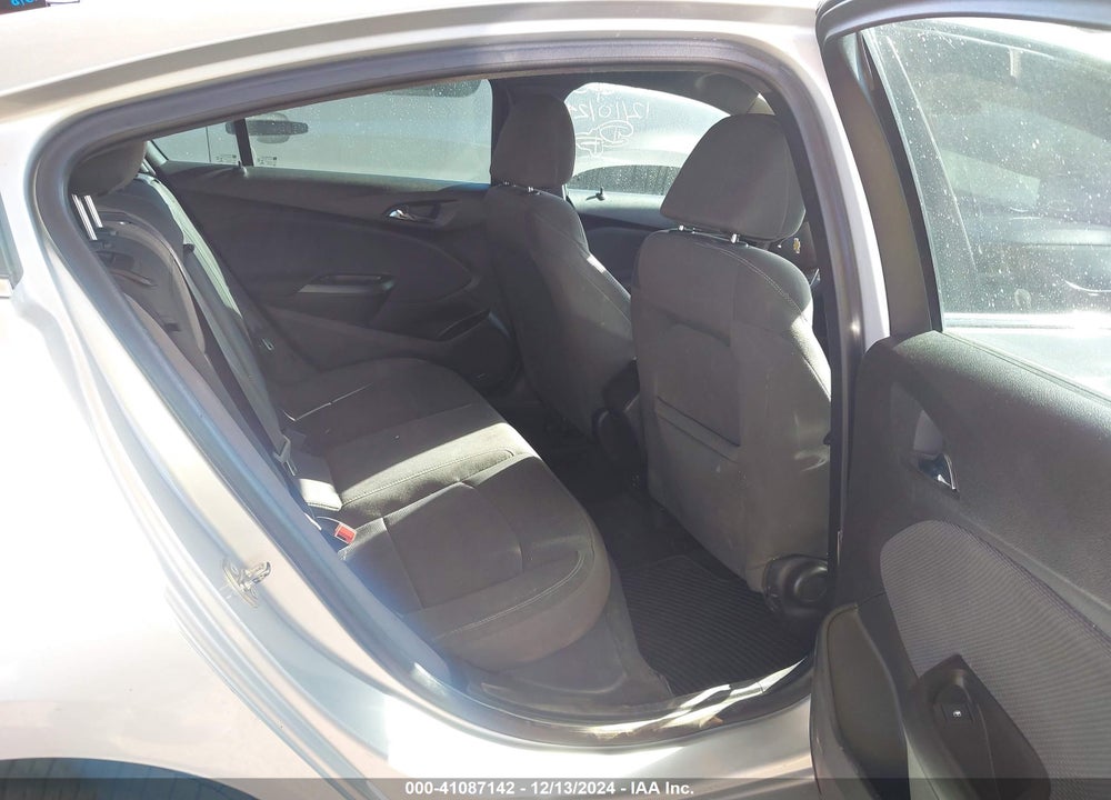 2018 CHEVROLET CRUZE LT AUTO VIN: 1G1BE5SM5J7149075