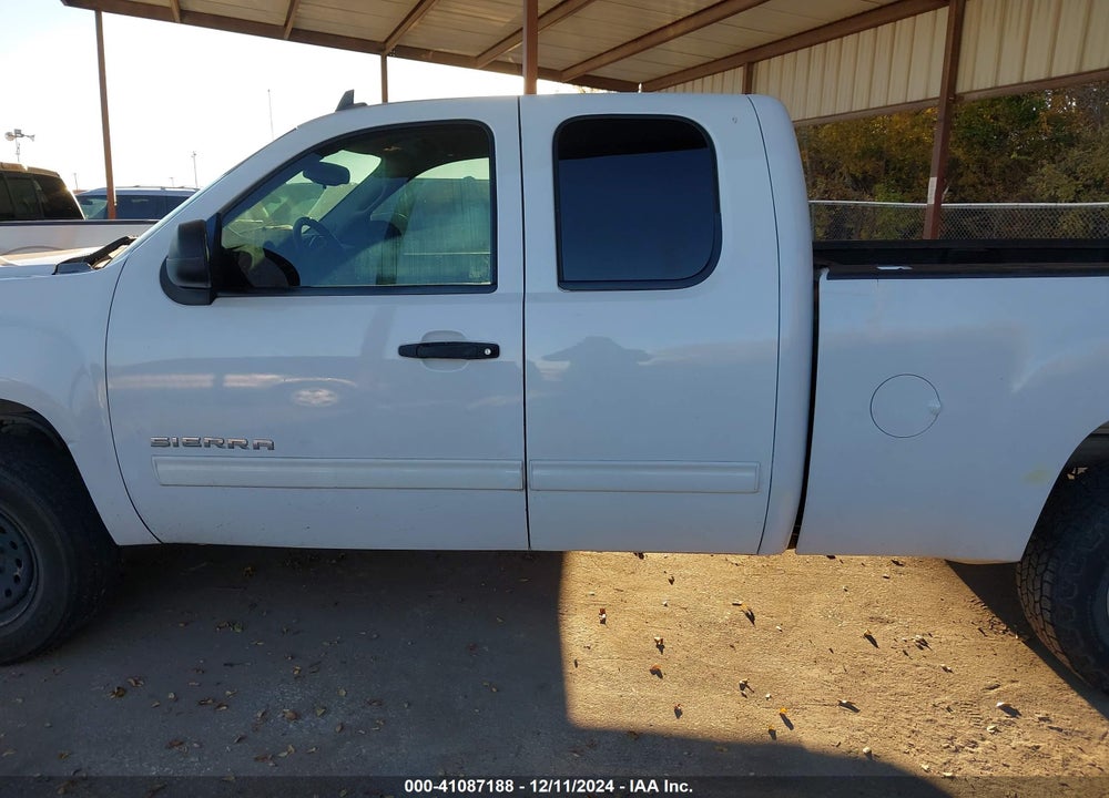 2011 GMC SIERRA 1500 SLE VIN: 1GTR2VE31BZ422617