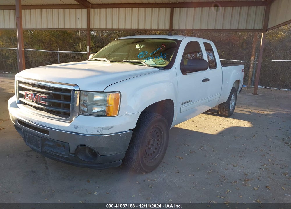 2011 GMC SIERRA 1500 SLE VIN: 1GTR2VE31BZ422617