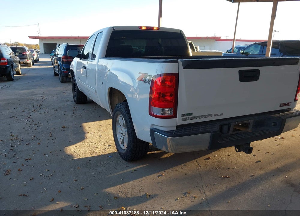2011 GMC SIERRA 1500 SLE VIN: 1GTR2VE31BZ422617