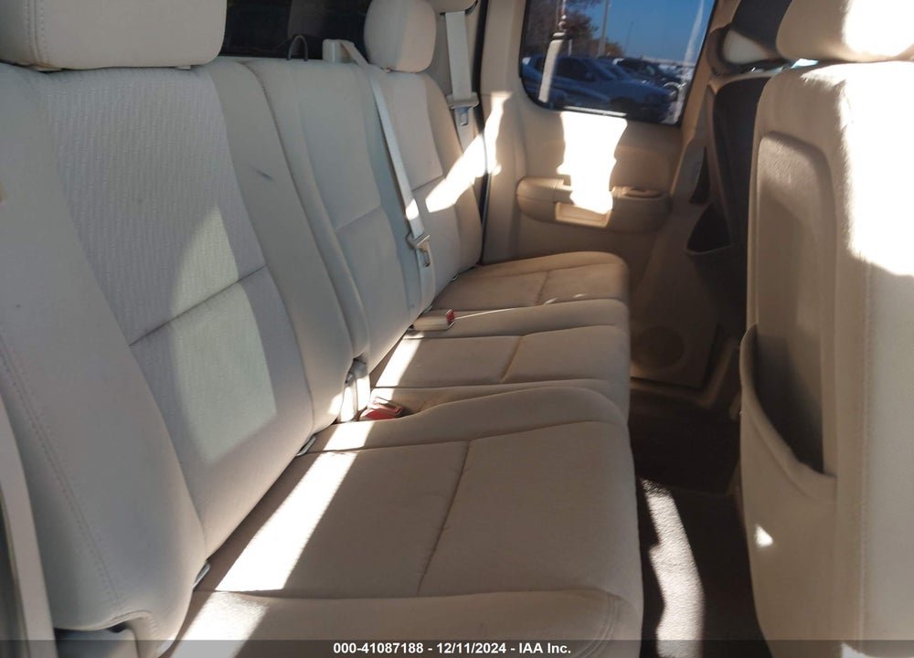2011 GMC SIERRA 1500 SLE VIN: 1GTR2VE31BZ422617