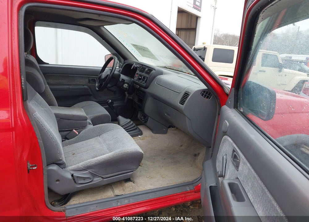 2000 NISSAN FRONTIER XE VIN: 1N6DD26S7YC387180