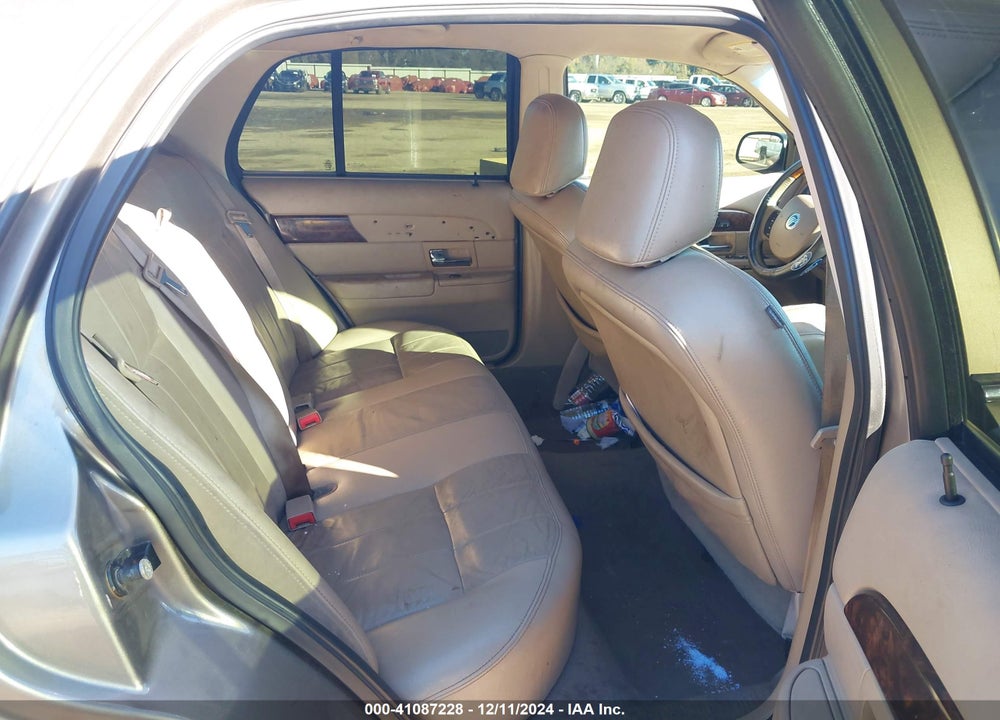 2005 MERCURY GRAND MARQUIS LS/LSE VIN: 2MHHM75W95X657855