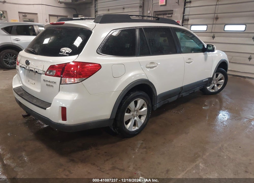 2010 SUBARU OUTBACK 3.6R LIMITED VIN: 4S4BRDKC7A2329762