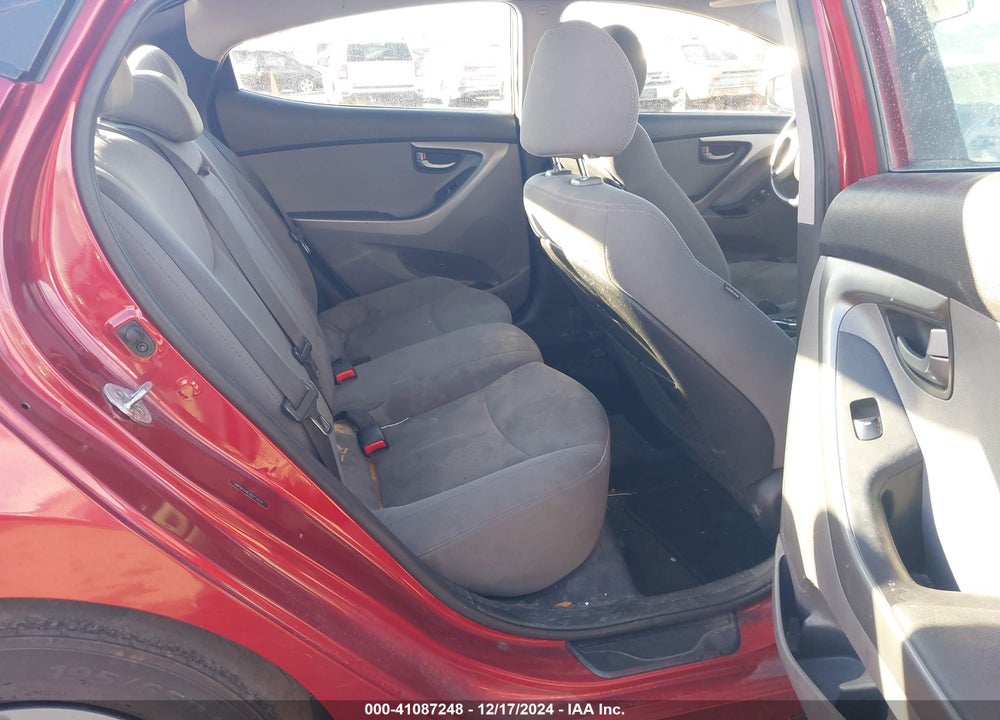 2016 HYUNDAI ELANTRA SE VIN: 5NPDH4AE7GH724311