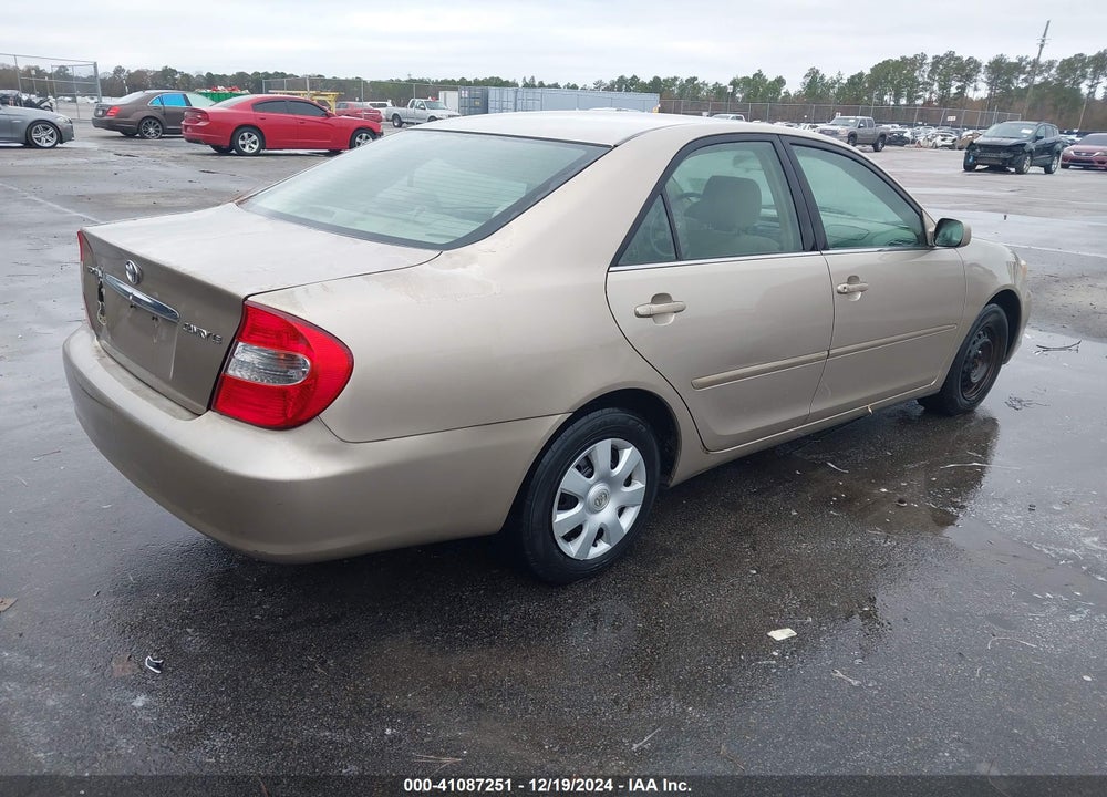 2002 TOYOTA CAMRY LE VIN: 4T1BE32K82U601674