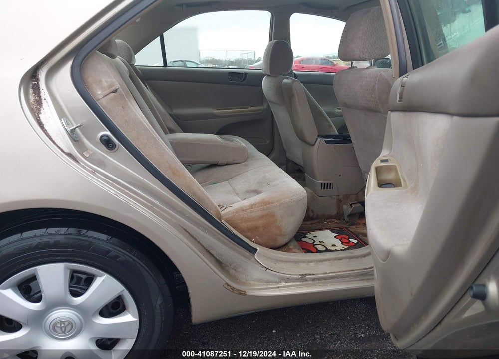 2002 TOYOTA CAMRY LE VIN: 4T1BE32K82U601674