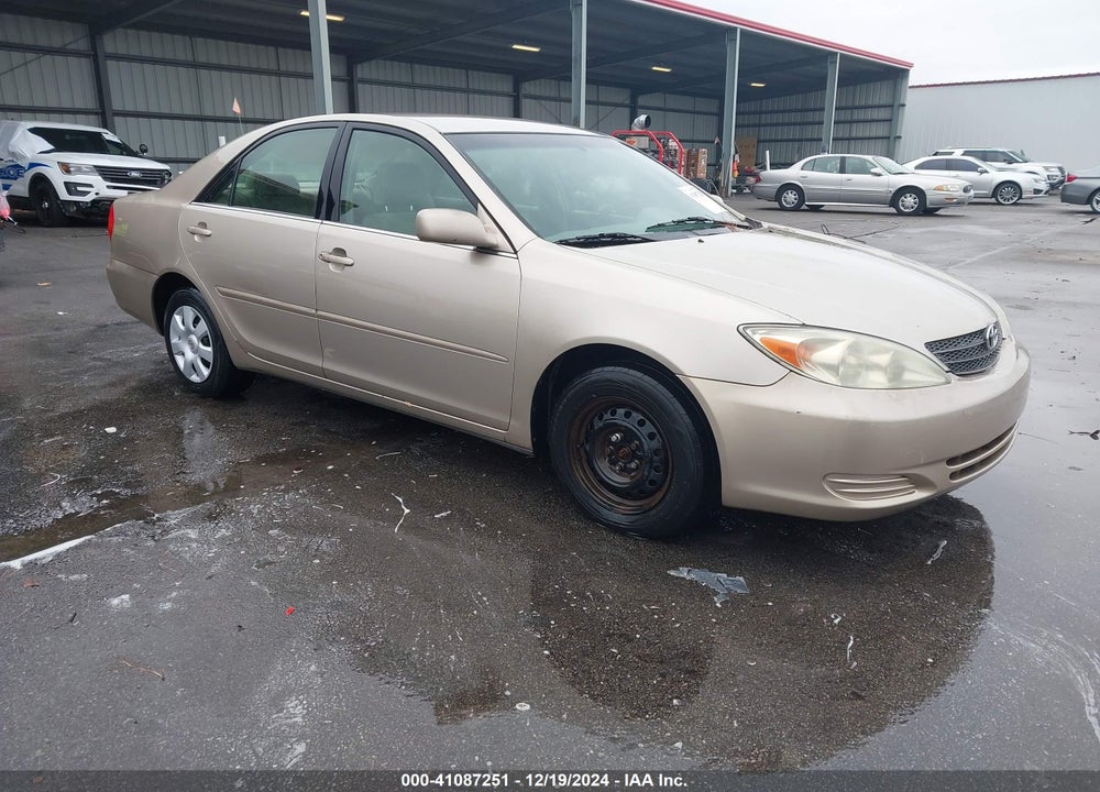 2002 TOYOTA CAMRY LE VIN: 4T1BE32K82U601674