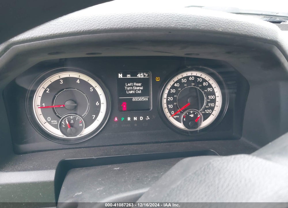 2016 RAM 2500 SLT VIN: 3C6TR5JT2GG166185