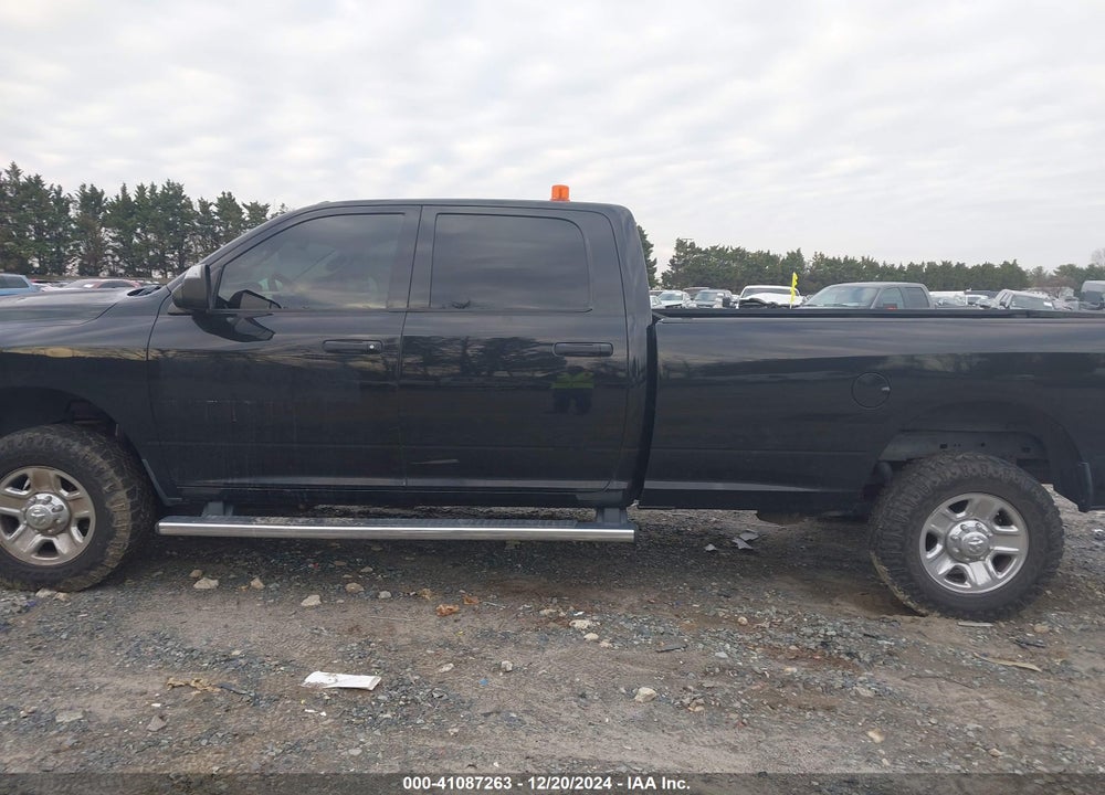 2016 RAM 2500 SLT VIN: 3C6TR5JT2GG166185